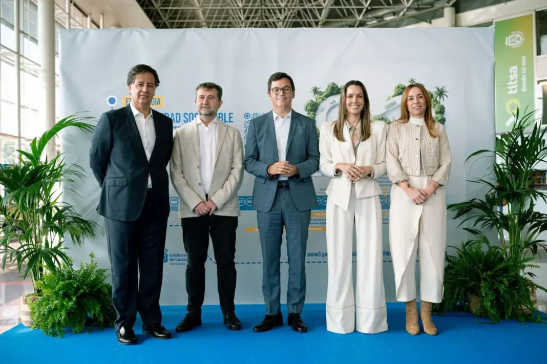 El Gobierno de Canarias presenta la nueva estrategia de movilidad MOVIC