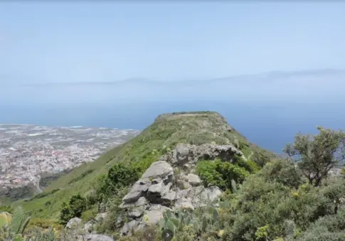 Rescatan a un senderista con helicóptero en Tenerife