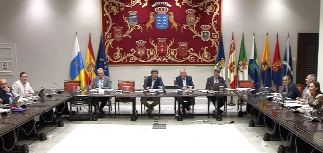 Comisión General de Cabildos Insulares en el Parlamento de Canarias. Imagen RTVC