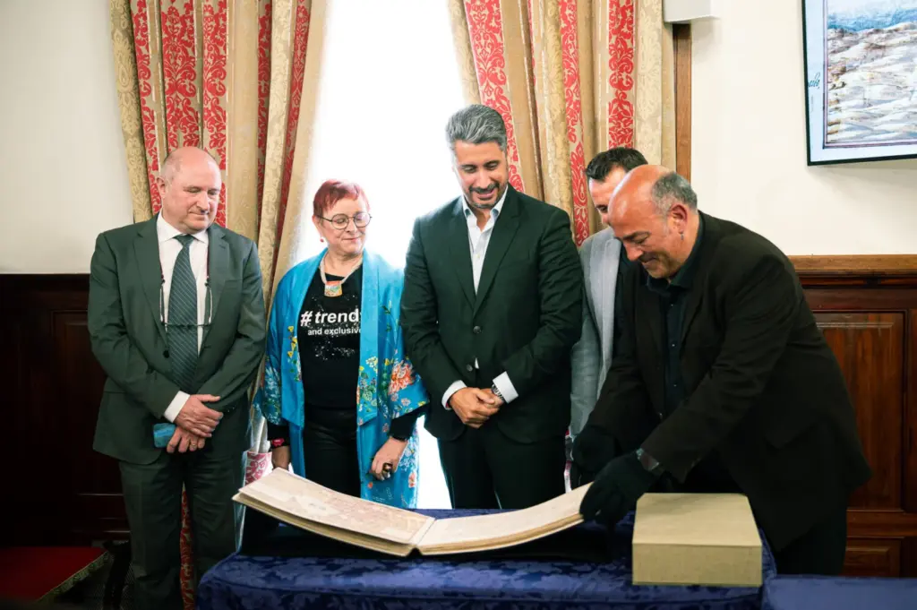La Laguna presenta el facsímil íntegro de la obra de Leonardo Torriani y recupera para la ciudadanía el primer plano conocido de su trazado histórico