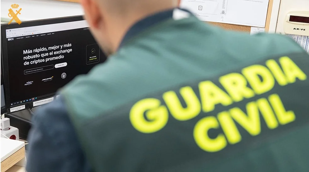 La Guardia Civil ha detenido a 7 personas por robar dinero a personas a las que engañaban con supuestas ofertas de empleo