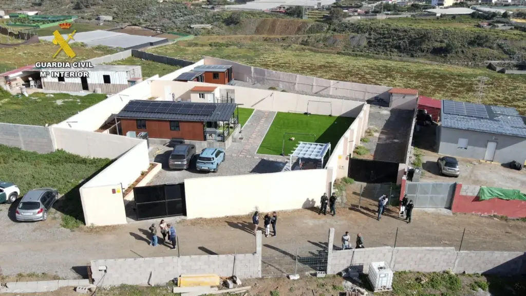 Precinto de nueve obras ilegales en Telde. Imagen Guardia Civil