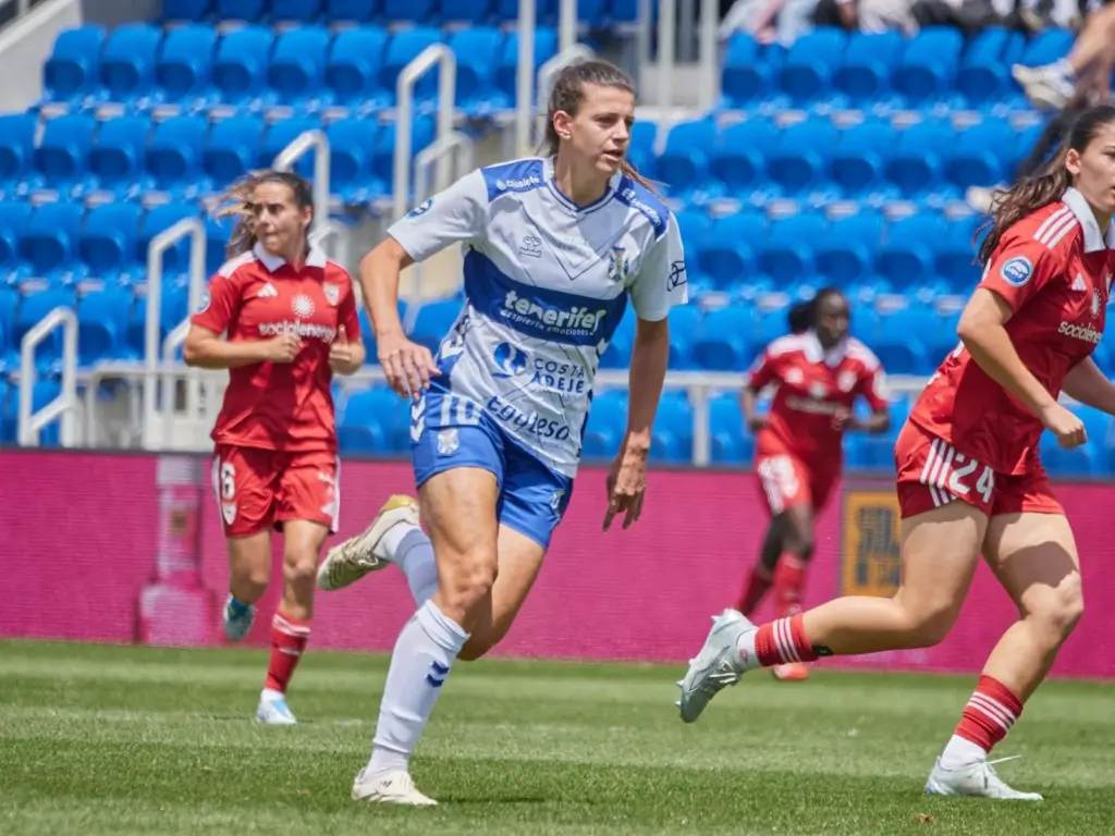 3-0 | El Costa Adeje Tenerife golea en su vuelta al Heliodoro | J26 Liga F 25-26