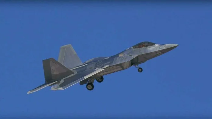 Ya hay en marcha una misión de búsqueda para intentar rescatar a los dos tripulantes que iban a bordo de este caza de Estados Unidos