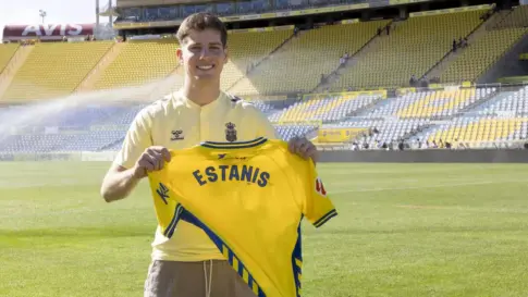 Pedrola avisa del peligro del Cádiz tras la llegada de un nuevo entrenador