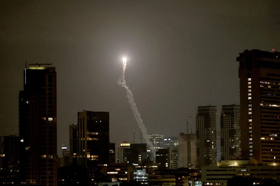 Irán lanza su mayor oleada de misiles contra Israel en semanas