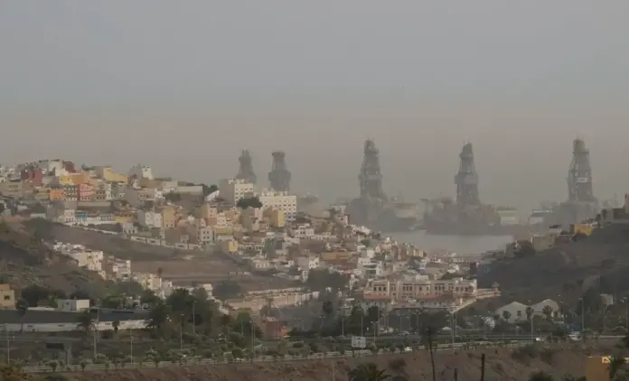 La calima comienza a remitir en Canarias, aunque el calor aún dejará máximas de hasta 30 grados