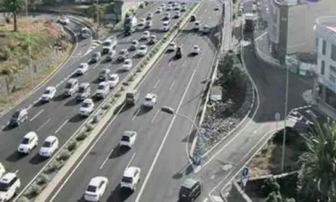 Un accidente en la TF-5 provoca fuertes retenciones en Tenerife a primera hora
