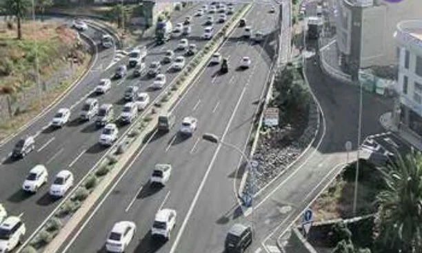 Imagen cámaras de carreteras en la TF-5 del Cabildo de Tenerife. Retenciones accidente de tráfico en la TF-5