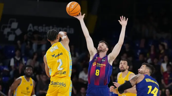 Derrota del Dreamland Gran Canaria en el Palau ante el Barcelona