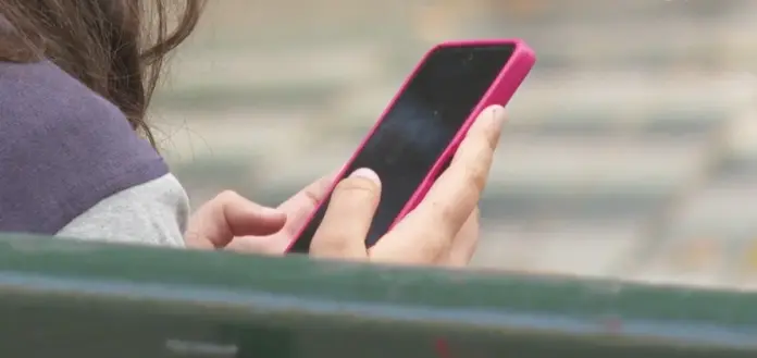 Seis de cada diez jóvenes apoyan prohibir las redes sociales a menores de 16 años