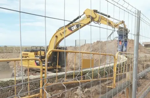 Comienzan las obras de demolición de la antigua depuradora del Saladar de Jandía