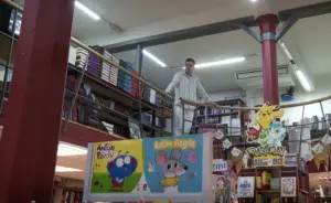Mohamed Sikabi: el joven ensayista que lleva a la reflexión entre bondad y letras