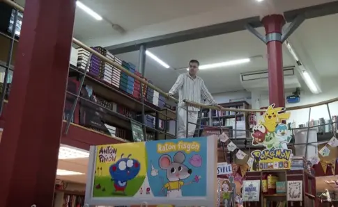 Mohamed Sikabi: el joven ensayista que lleva a la reflexión entre bondad y letras