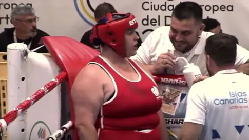 Tindaya Guillén noquea los prejuicios y el acoso escolar desde lo más alto del boxeo nacional