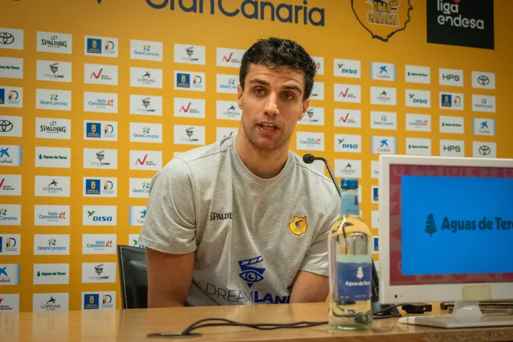Carlos Alocén en rueda de prensa. Imagen Dreamland Gran Canaria