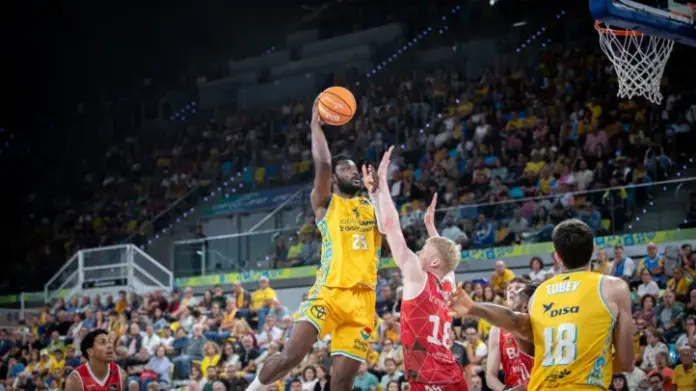 Derrota del Dreamland Gran Canaria ante el BAXI Manresa