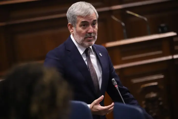 El Parlamento de Canarias retoma este martes la sesión de tarde del pleno