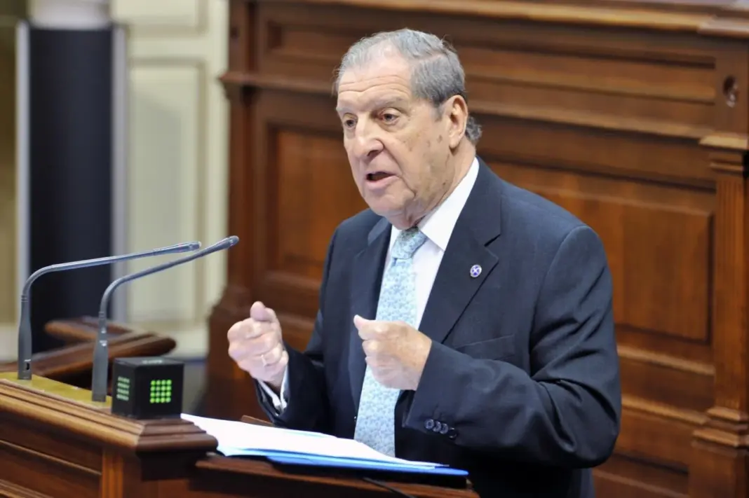 Archivo - Manuel Alcaide, expresidente del Tribunal Superior de Justicia de Canarias - PARLAMENTO DE CANARIAS - Archivo