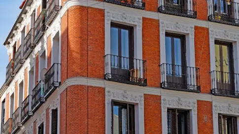 Los compradores en Canarias se enfrentan a una barrera de ahorro de más de 47.000 euros para acceder a una vivienda