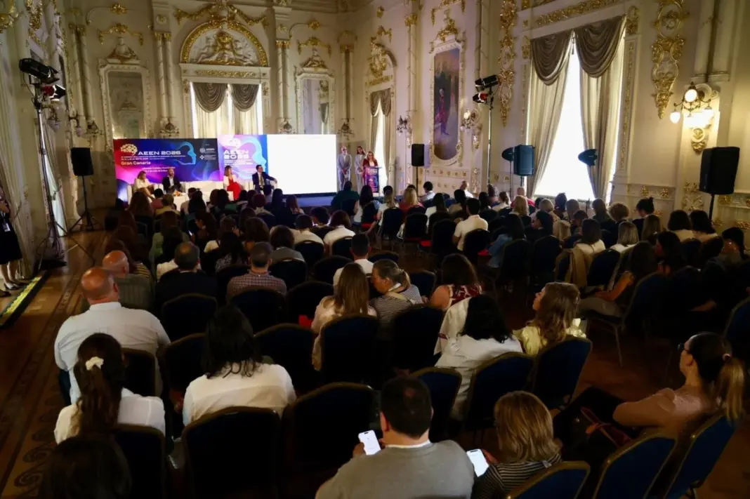 La IA al servicio de los cuidados centran el Congreso de la Asociación Española de Enfermería en Neurociencias