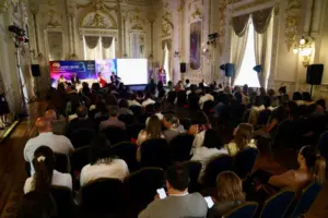 La IA al servicio de los cuidados centran el Congreso de la Asociación Española de Enfermería en Neurociencias