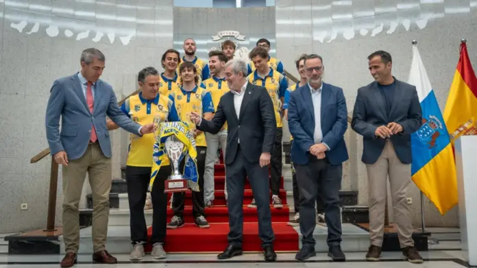 El Gobierno de Canarias agasaja al Molina Sport por su sexto título de Liga Élite
