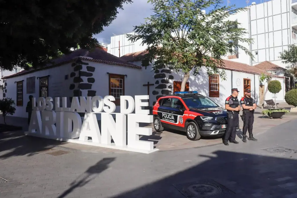 Policía Canaria La Palma