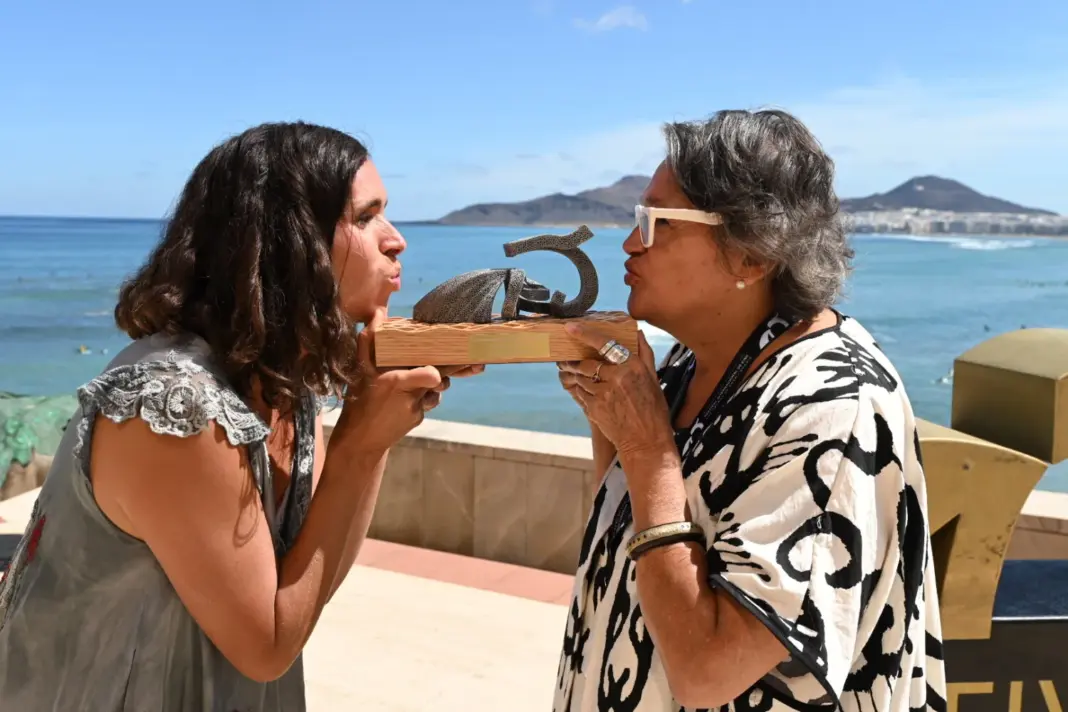 Lady de Oro recogida por Catalina Pereda y su madre, que inspira la cinta