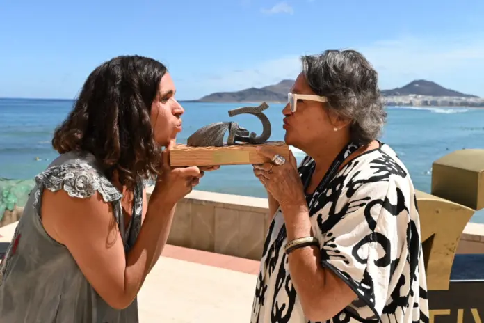 Lady de Oro recogida por Catalina Pereda y su madre, que inspira la cinta