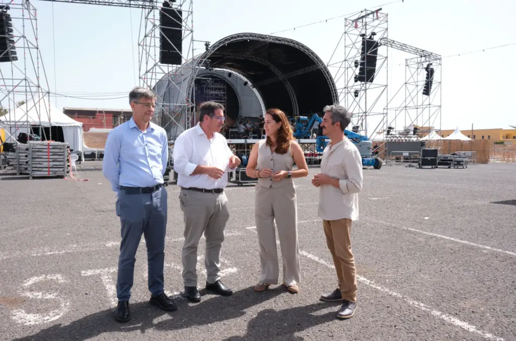 Preparativos para el Gran Baile de Taifas en Puerto del Rosario. Imagen Cabildo de Fuerteventura