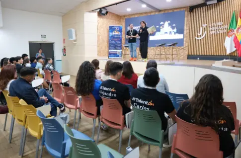 Casi una veintena de jóvenes participan en la nueva edición de El Talentón