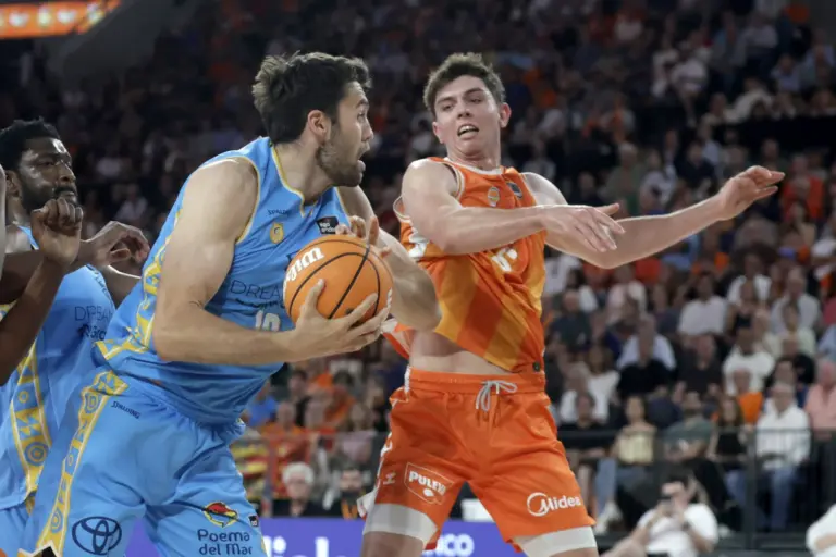 105-81 | Dreamland Gran Canaria pierde ante Valencia Basket y desciende tras 30 temporadas en la ACB | J34 Liga Endesa 25-26