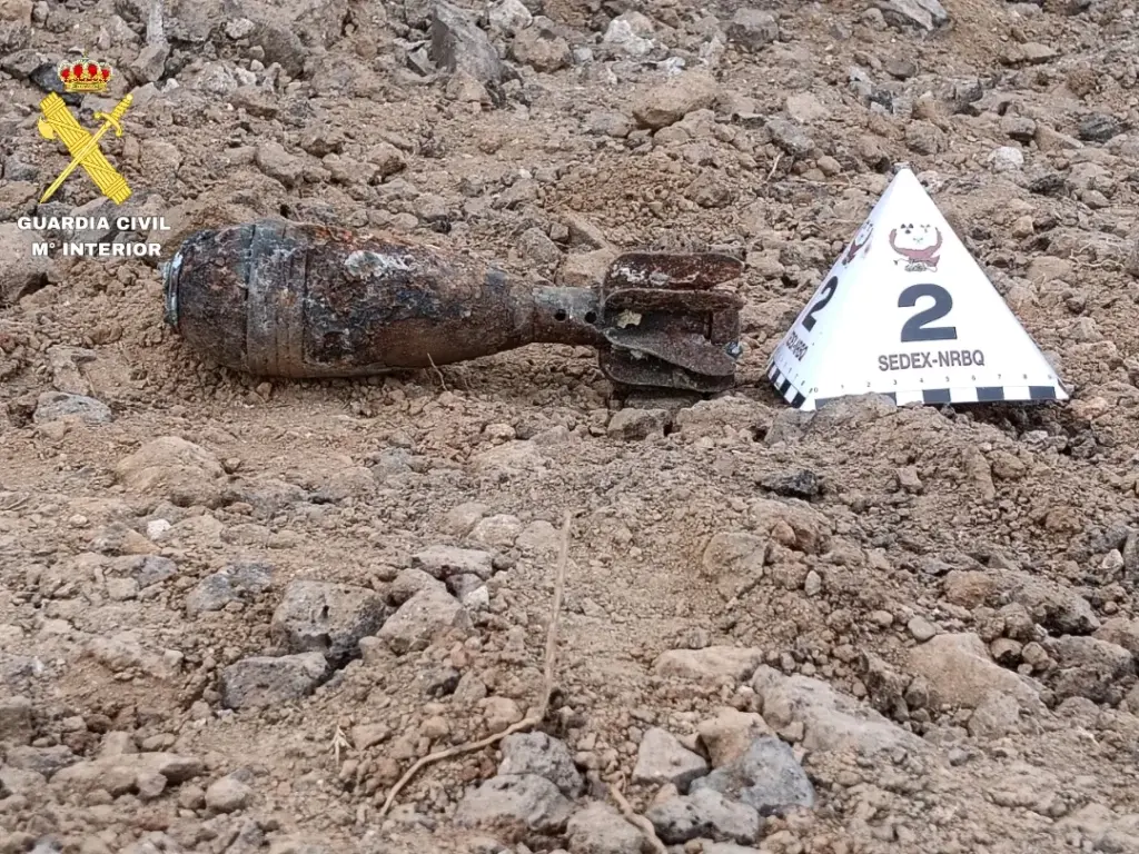 Desactivan un proyectil de mortero hallado durante unas obras en Lanzarote