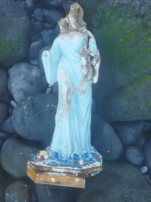 Unos pescadores encuentran la talla de lo que parecía una virgen