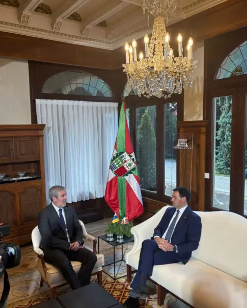 Pradales y Clavijo analizan en Vitoria-Gasteiz posibles «soluciones» al reto migratorio