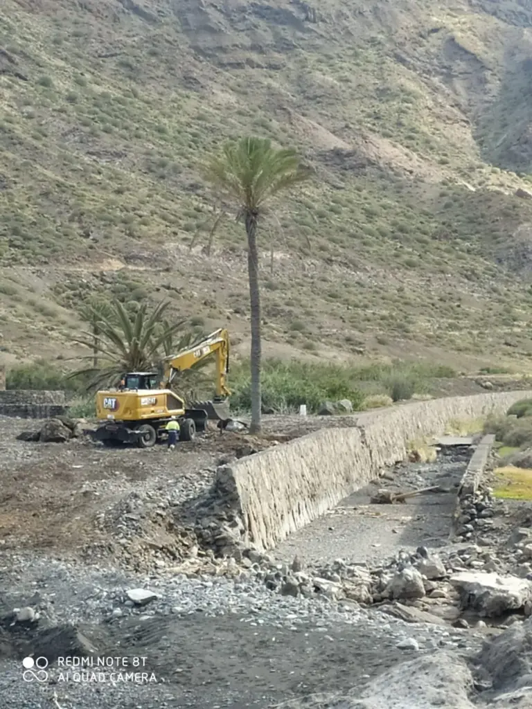 Movimientos de tierra en Veneguera que denuncian que está haciendo Lopesan