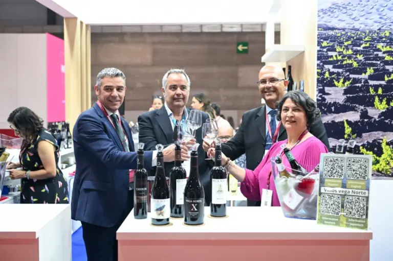 Un total de 11 bodegas canarias impulsan sus vinos en la feria WINEMAD de Madrid