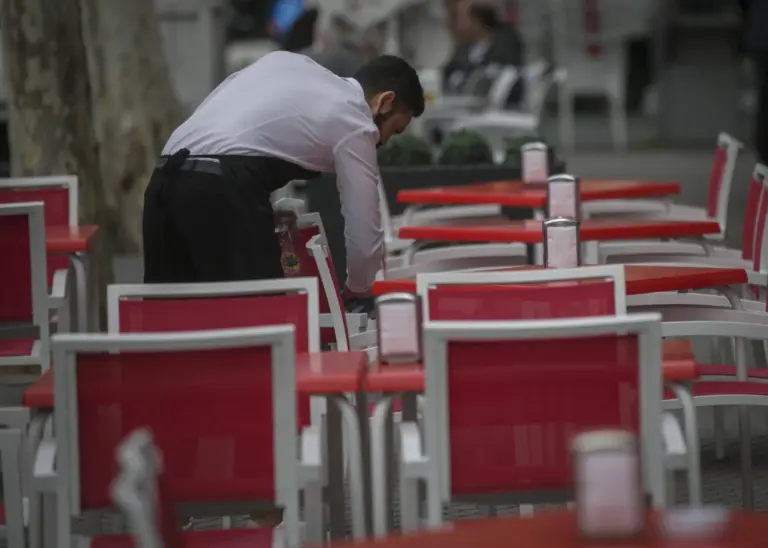 Canarias registrará más de 50.000 contratos nuevos este verano, según Randstad