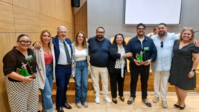 La Asociación Romí Camela Nakerar premia la trayectoria de Noemí Galván
