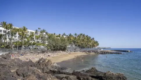 Una submarinista en estado grave tras sufrir una parada cardiorrespiratoria en Lanzarote