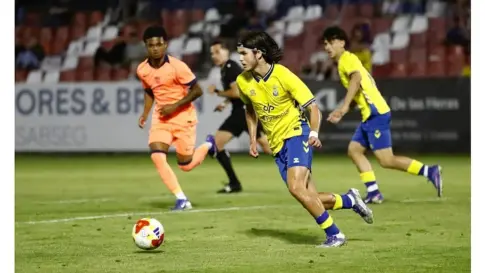 0-2 | El Barcelona gana al Las Palmas y habrá miniclásico
