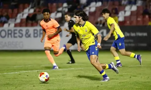 0-2 | El Barcelona gana al Las Palmas y habrá miniclásico