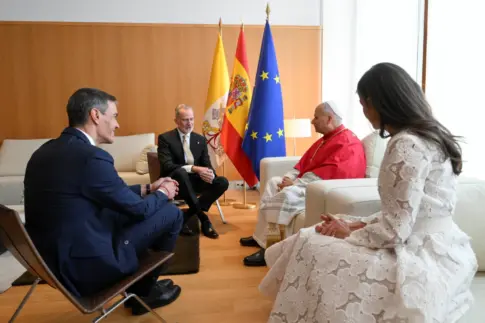 Papa León XIV | El papa se reúne con los reyes de España en el Palacio Real