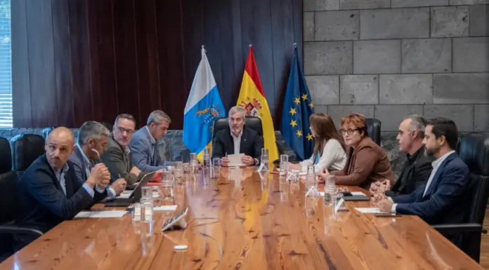 Reunión del Consejo de Gobierno extraordinario por los terremotos en Venezuela. Gobierno de Canarias