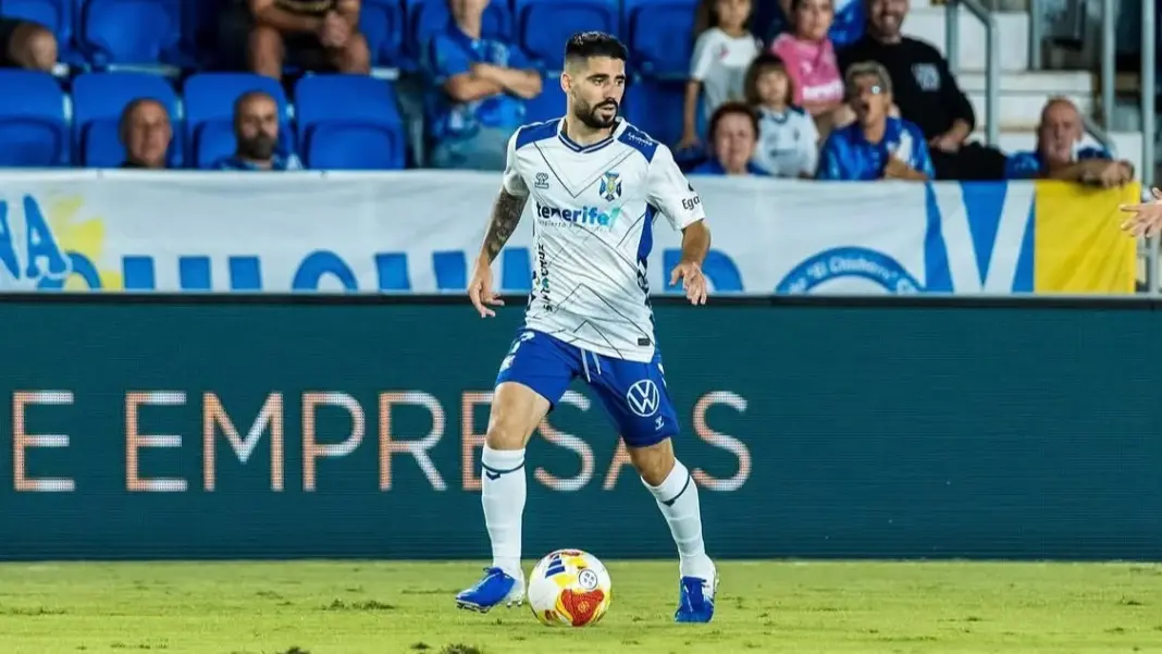 Cris Montes no continuará en el CD Tenerife y pone rumbo al Real Avilés