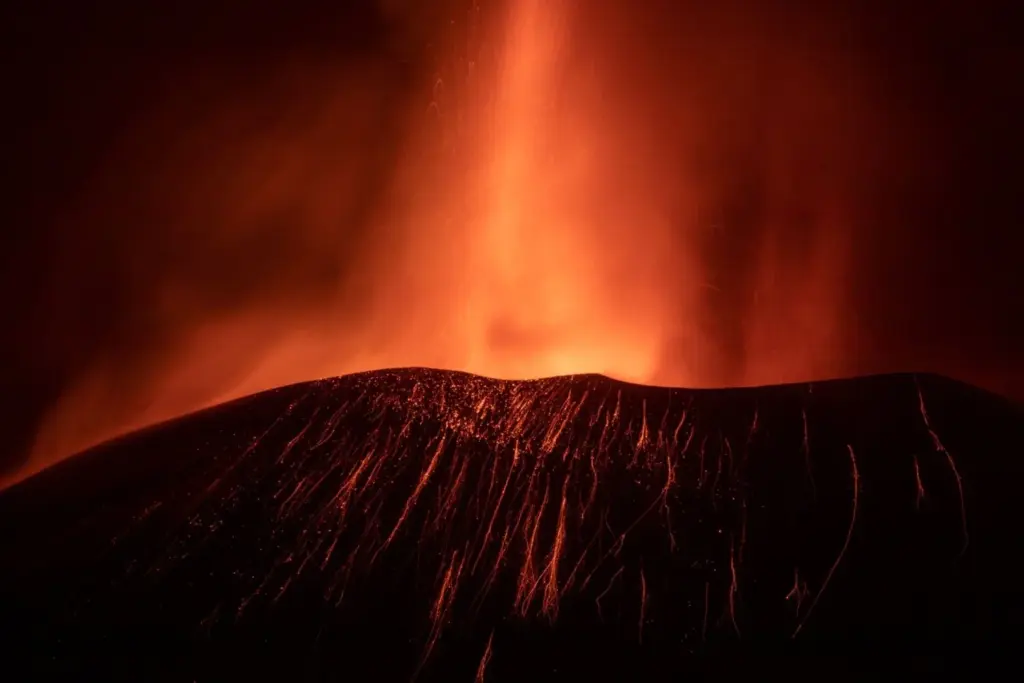 El volcán 'Tajogaite' generó más de un centenar de centros de emisión secundarios