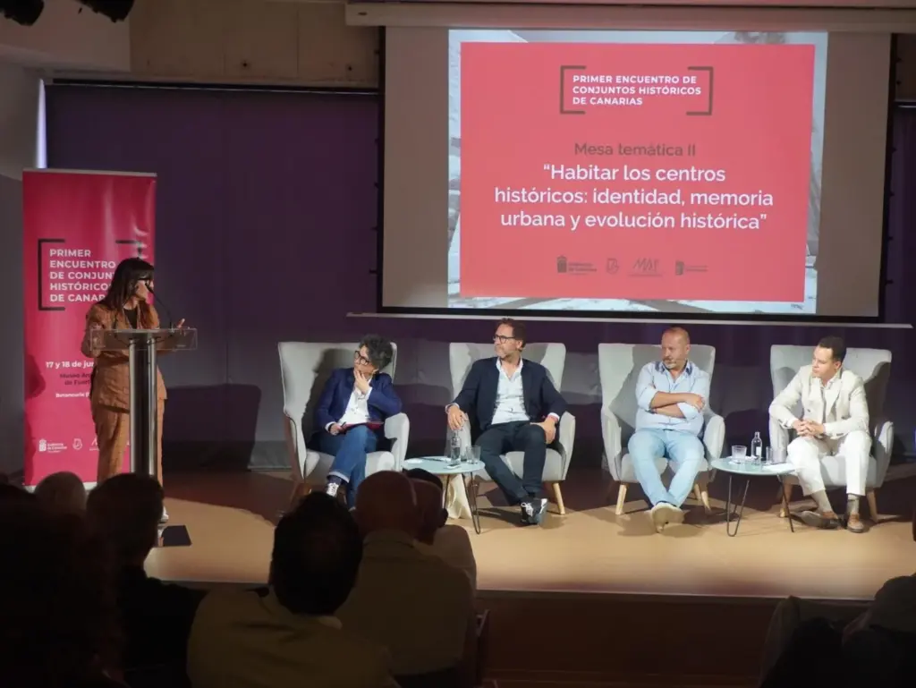 Canarias creará un Observatorio para conservar sus conjuntos históricos
