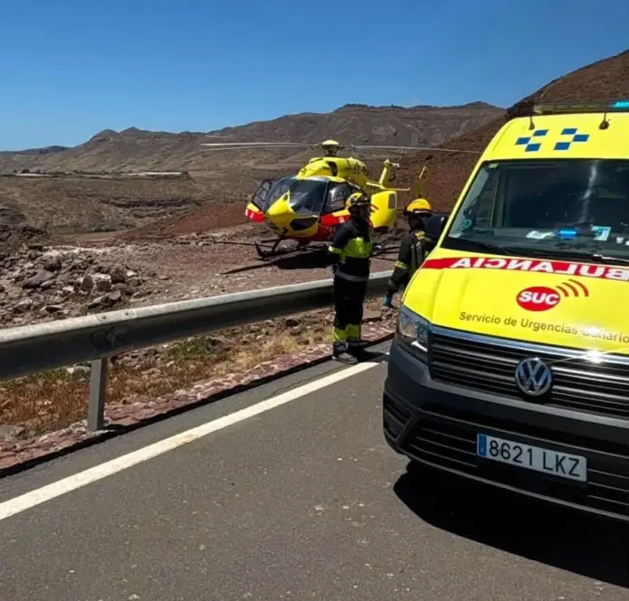 Rescatan en estado crítico a un ciclista tras caer a un barranco en Agüimes