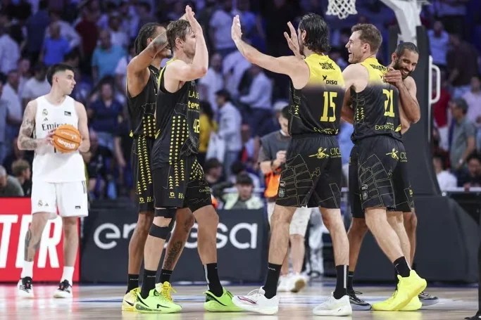 La Radio Canaria emite el decisivo segundo encuentro de ‘playoff’ entre La Laguna Tenerife y el Real Madrid